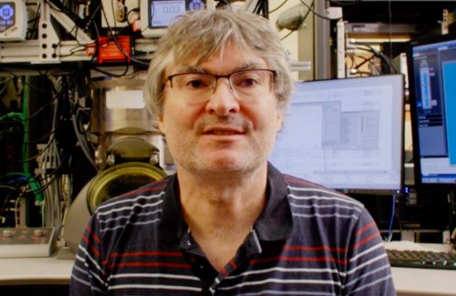 UC Berkeley physics professor Holger Müller in lab containing new imaging technology