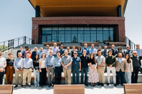 Attendees at the Chan Zuckerberg Institute for Advanced Biological Imaging’s Hardware Frontiers for CryoET Workshop - 2023
